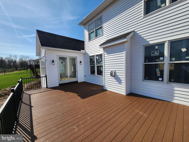 406 WILLOW OAK DR, Lewisberry, PA 17339