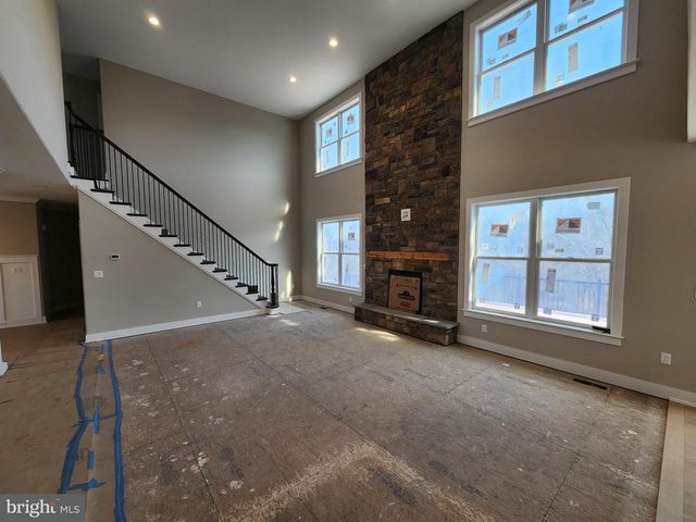406 WILLOW OAK DR, Lewisberry, PA 17339