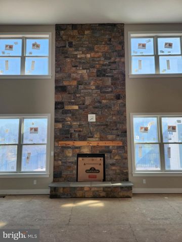 406 WILLOW OAK DR, Lewisberry, PA 17339