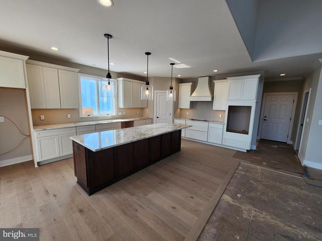 406 WILLOW OAK DR, Lewisberry, PA 17339