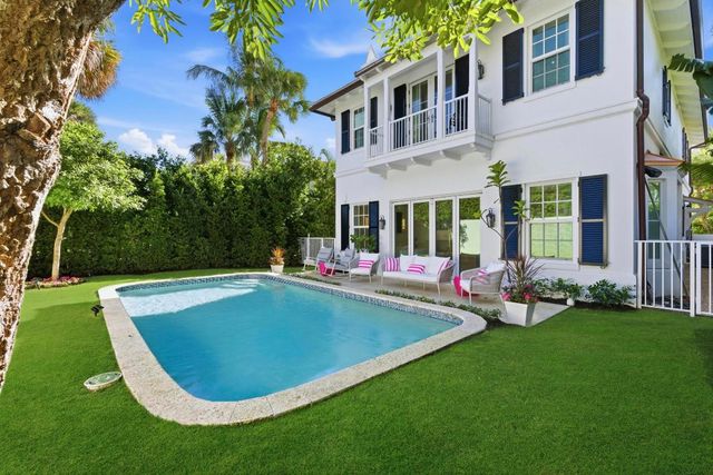 157 Peruvian Avenue, Palm Beach, FL 33480