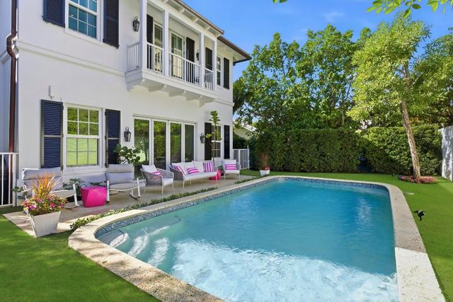 157 Peruvian Avenue, Palm Beach, FL 33480