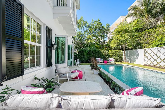 157 Peruvian Avenue, Palm Beach, FL 33480