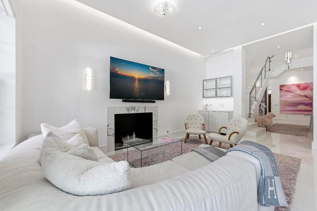 157 Peruvian Avenue, Palm Beach, FL 33480