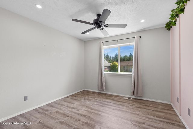 1003 E 2ND AVE, Post Falls, ID 83854