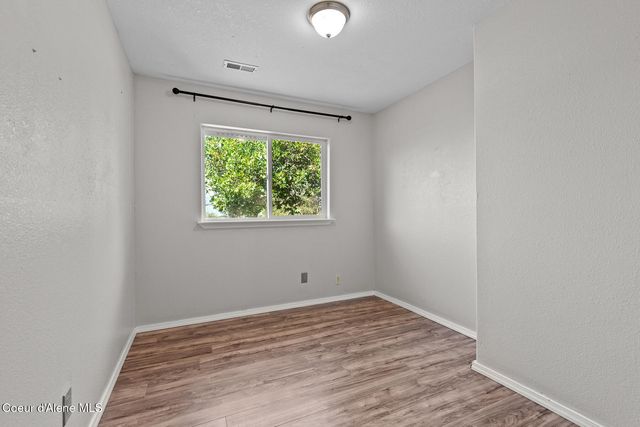 1003 E 2ND AVE, Post Falls, ID 83854