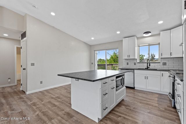 1003 E 2ND AVE, Post Falls, ID 83854