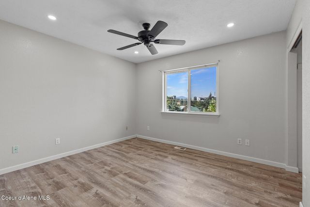 1003 E 2ND AVE, Post Falls, ID 83854