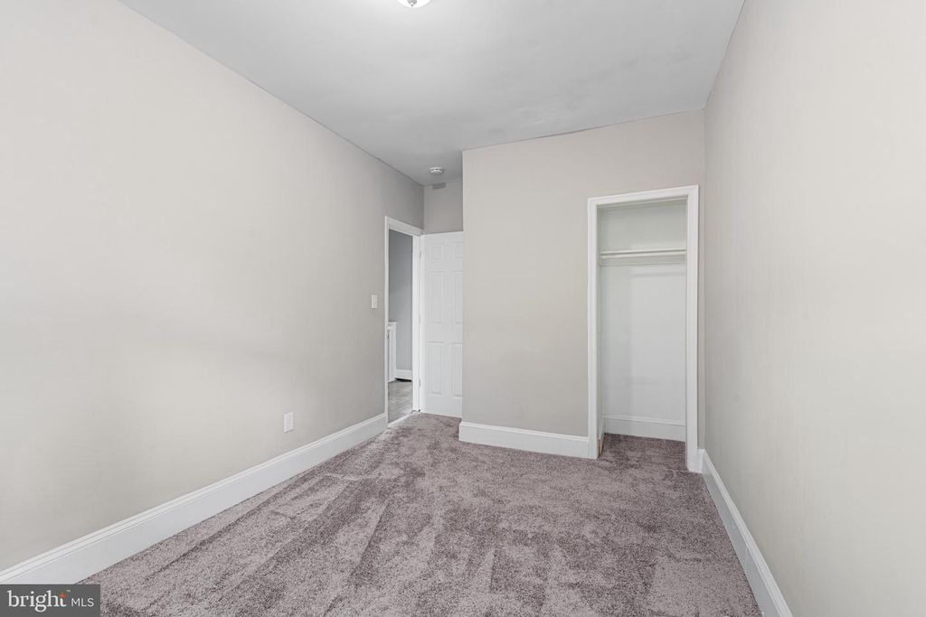 Image 17 of property listing at 530 WINSTON AVE, Baltimore, MD 21212