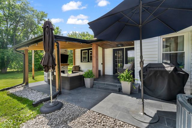 3247 W County Road 100 S, Greencastle, IN 46135