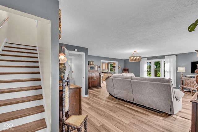 3247 W County Road 100 S, Greencastle, IN 46135