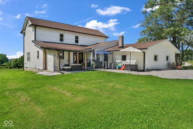 3247 W County Road 100 S, Greencastle, IN 46135