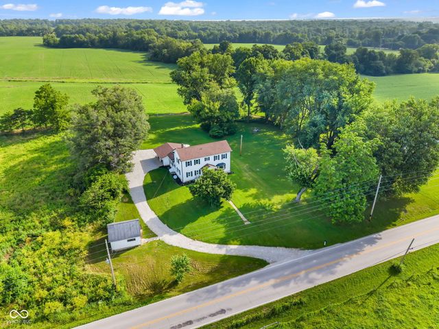 3247 W County Road 100 S, Greencastle, IN 46135