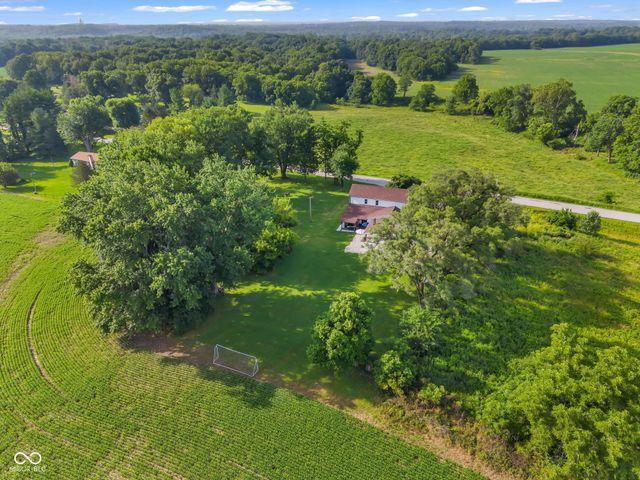 3247 W County Road 100 S, Greencastle, IN 46135