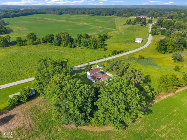 3247 W County Road 100 S, Greencastle, IN 46135