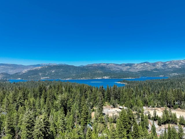 41760 Sparrow Road, Shaver Lake, CA 93664