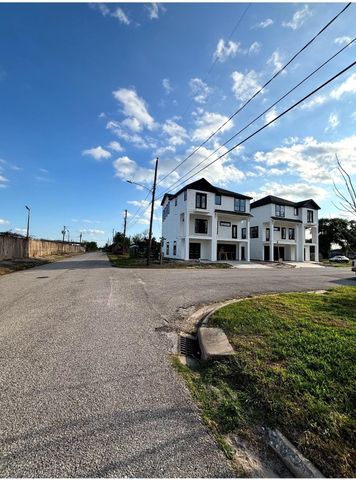 1714 Erin Street, Houston, TX 77009