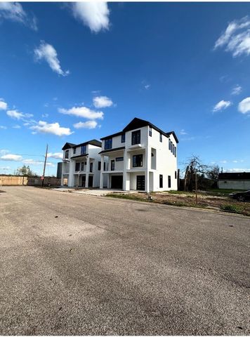 1714 Erin Street, Houston, TX 77009