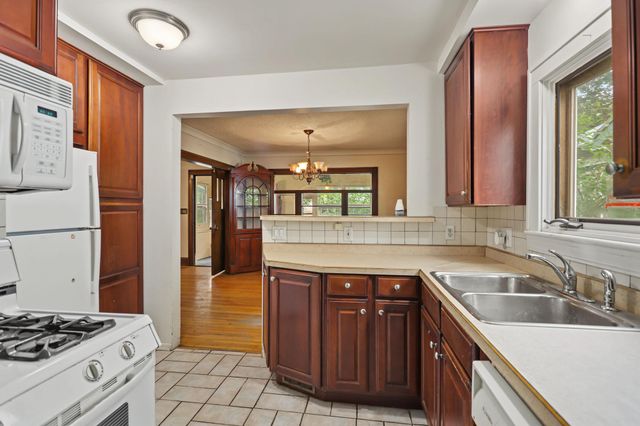 3023 32nd Avenue S, Minneapolis, MN 55406