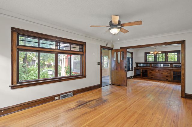 3023 32nd Avenue S, Minneapolis, MN 55406