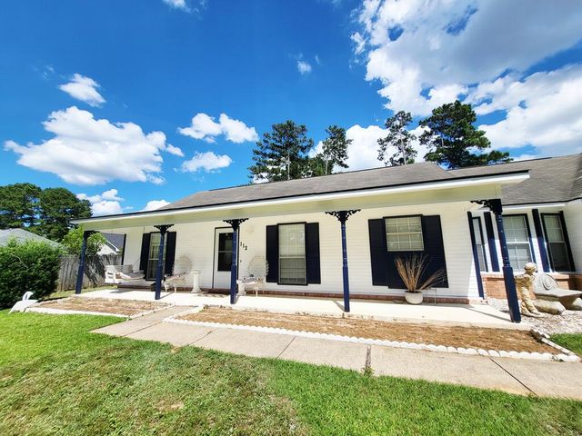 112 Beckett Ct, Dothan, AL 36305