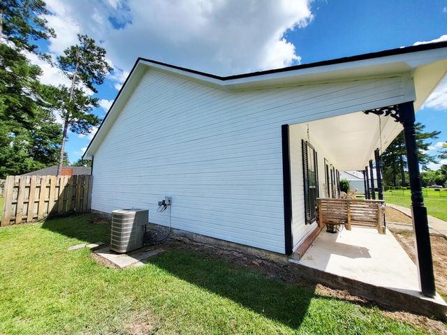 112 Beckett Ct, Dothan, AL 36305