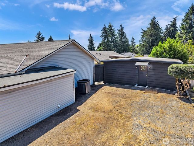 4815 S 184th Street, Seatac, WA 98188
