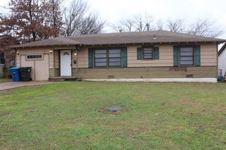 3800 Woodside Drive, Midwest City, OK 73110