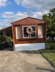 153 Virginia Avenue, Elyria, OH 44035