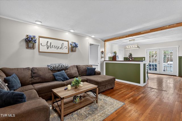 146 Circleview Drive, Johnson City, TN 37615