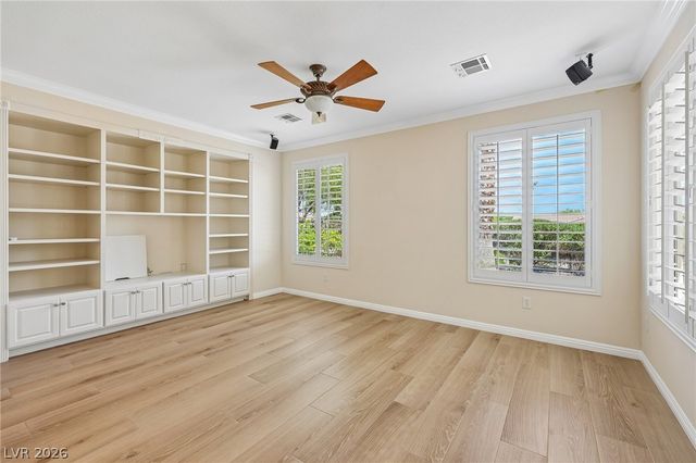 5110 Vincitor Street, Las Vegas, NV 89135