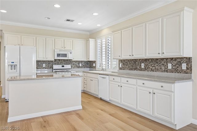5110 Vincitor Street, Las Vegas, NV 89135