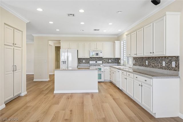 5110 Vincitor Street, Las Vegas, NV 89135