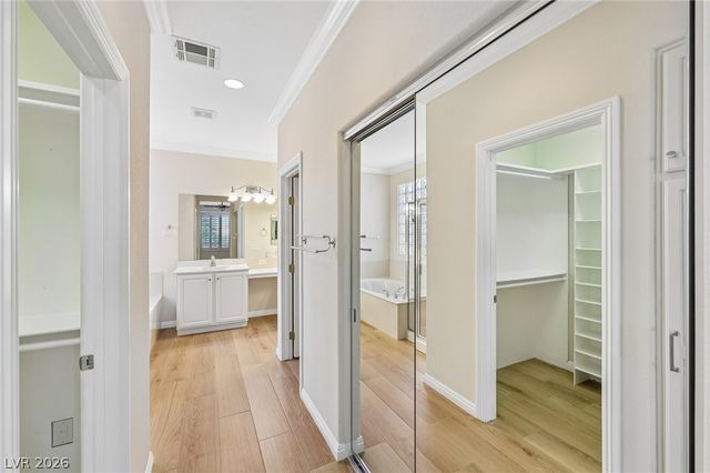 5110 Vincitor Street, Las Vegas, NV 89135