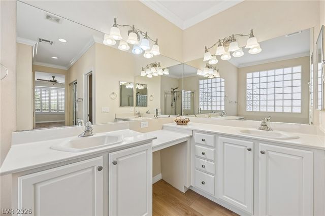 5110 Vincitor Street, Las Vegas, NV 89135