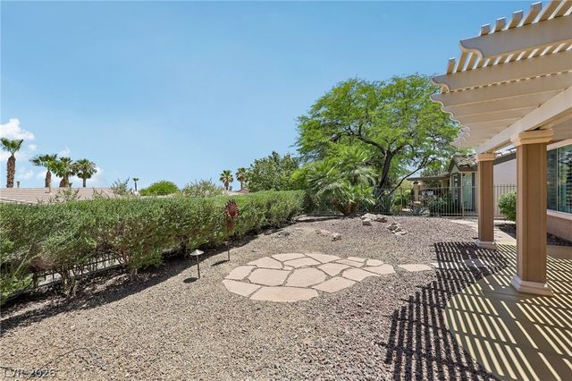 5110 Vincitor Street, Las Vegas, NV 89135