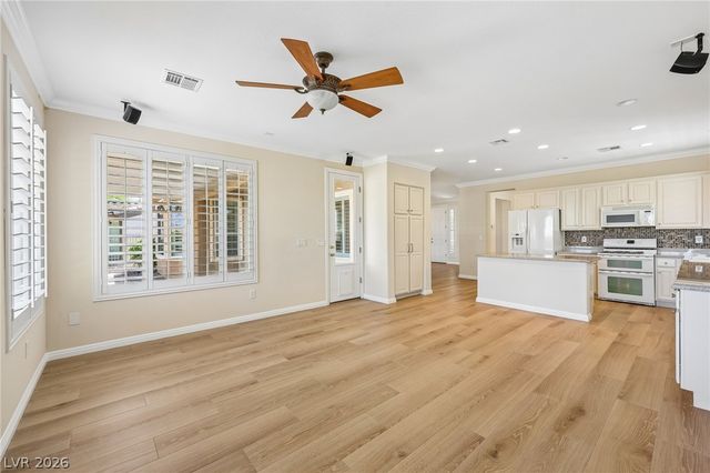 5110 Vincitor Street, Las Vegas, NV 89135