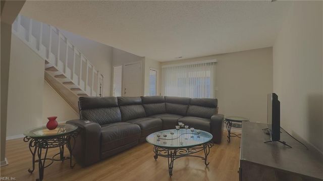 3853 Chimney Creek DR, Virginia Beach, VA 23462