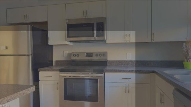 3853 Chimney Creek DR, Virginia Beach, VA 23462