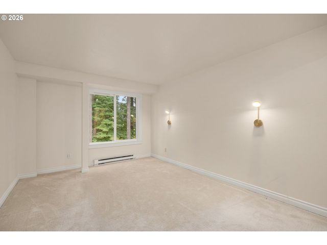 8720 Sw TUALATIN Rd 324, Tualatin, OR 97062