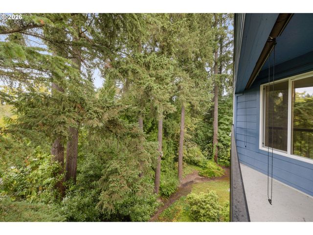 8720 Sw TUALATIN Rd 324, Tualatin, OR 97062