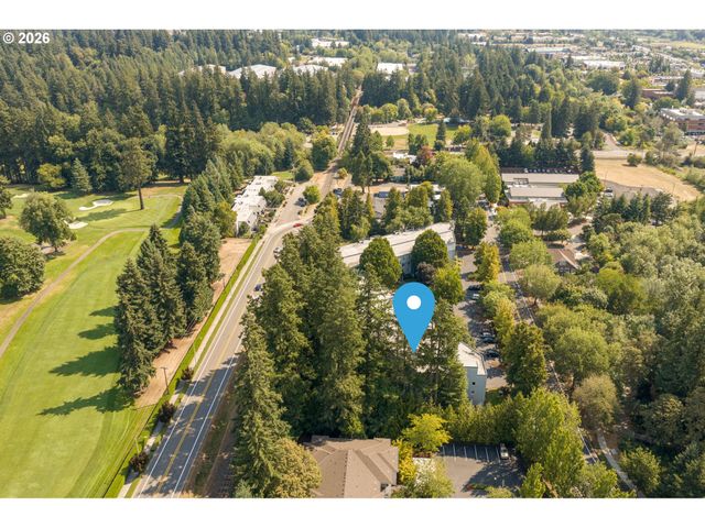 8720 Sw TUALATIN Rd 324, Tualatin, OR 97062