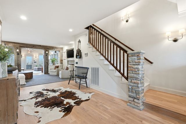 126 Trousdale Ferry Pike, Gordonsville, TN 38563