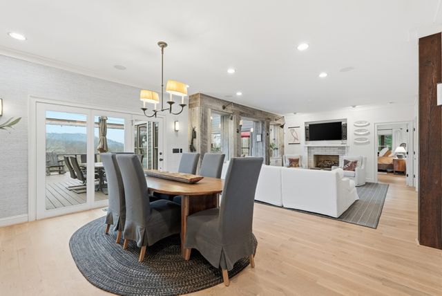 126 Trousdale Ferry Pike, Gordonsville, TN 38563