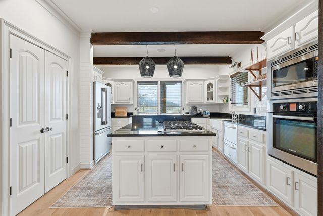 126 Trousdale Ferry Pike, Gordonsville, TN 38563