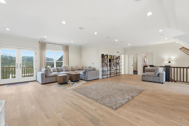 126 Trousdale Ferry Pike, Gordonsville, TN 38563