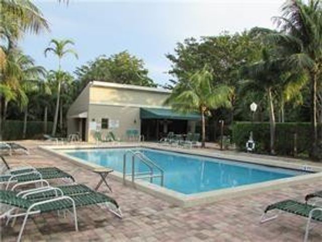 130 NW 70th Street 202, Boca Raton, FL 33487