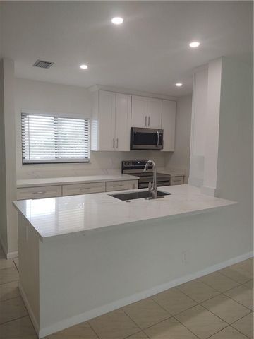 130 NW 70th Street 202, Boca Raton, FL 33487