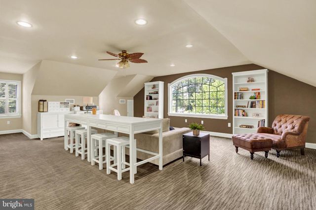 286 S HERTZLER RD, Elizabethtown, PA 17022