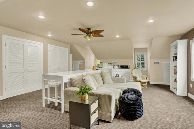 286 S HERTZLER RD, Elizabethtown, PA 17022
